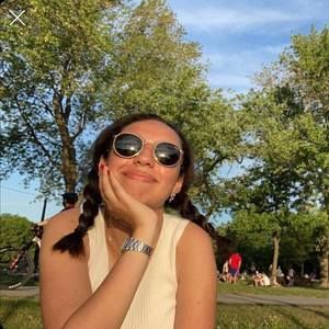 Meet your Posher, Maria